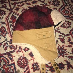 Men’s trapper hat with pocket